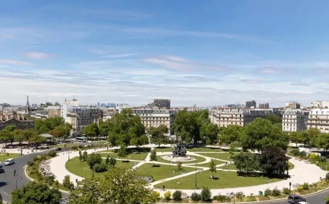 Plus de détails pour Bureau à vendre