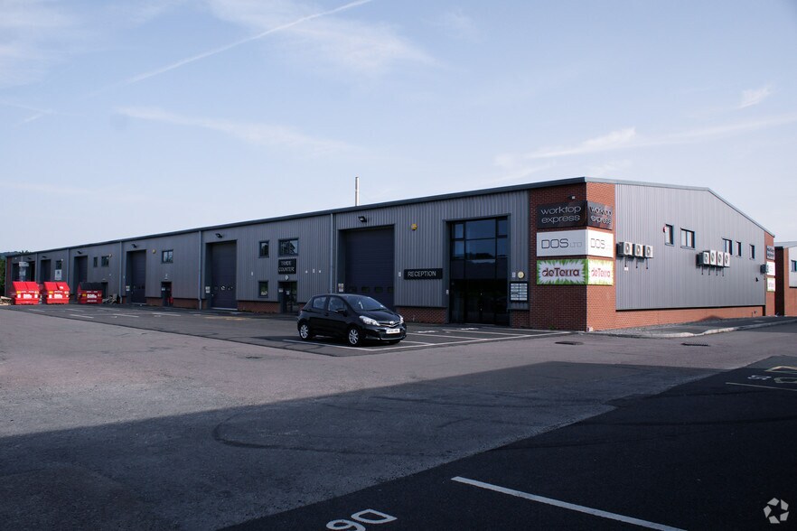 Baird Rd, Quedgeley à vendre - Photo de l’immeuble – Image 1 sur 9