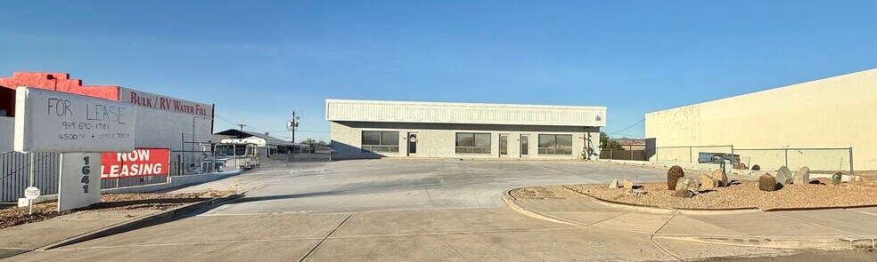 1647 Industrial blvd, Lake Havasu City, AZ à louer - Photo de l’immeuble – Image 2 sur 9