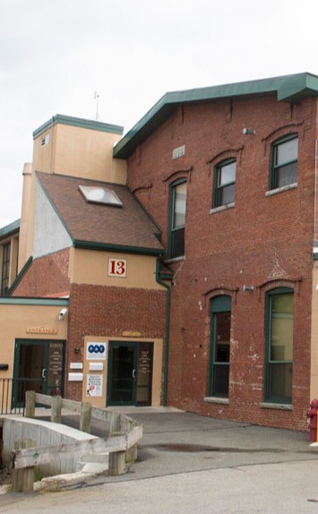 119R Foster St, Peabody, MA à louer - Photo de l’immeuble – Image 1 sur 10