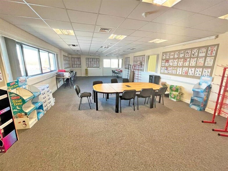 Boundary Way, Hemel Hempstead à vendre - Photo intérieure – Image 2 sur 5