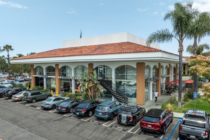24100 El Toro Rd, Laguna Woods, CA à louer - Photo principale – Image 1 sur 4