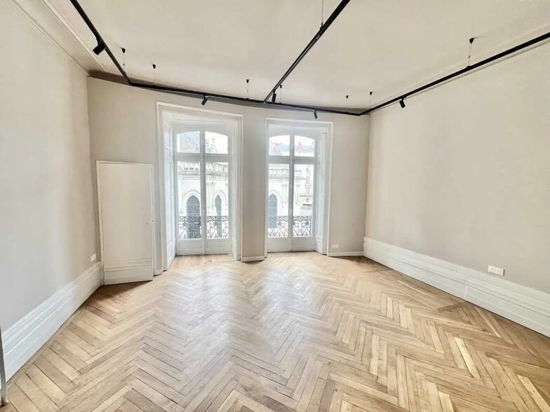 1 Rue Affre, Nantes à vendre - Photo de l’immeuble – Image 3 sur 25