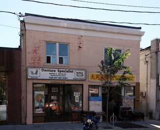 Plus de détails pour 817-819 Dundas St W, Toronto, ON - Local commercial à louer