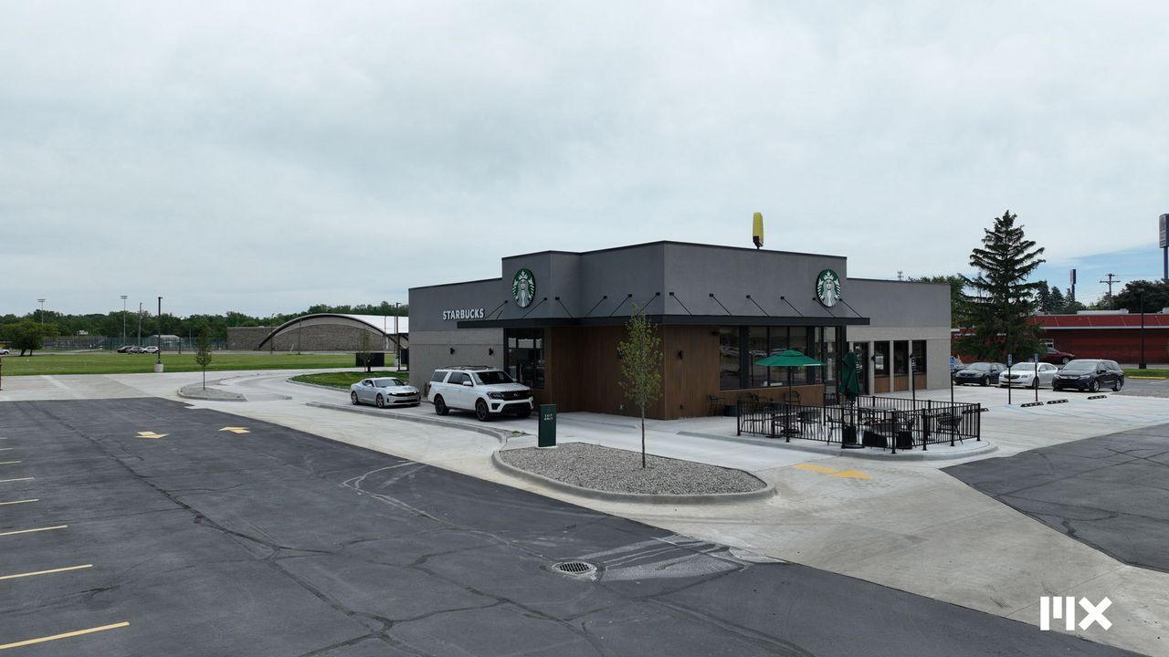 6301 Dixie Hwy, Bridgeport, MI à vendre Photo de l’immeuble– Image 1 sur 29