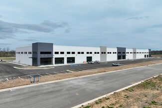Plus de détails pour 1041 Providence Place Pky, Lexington, KY - Local d'activités à louer