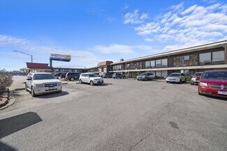 Plus de détails pour 1722 N Mannheim Rd, Stone Park, IL - Logement à vendre