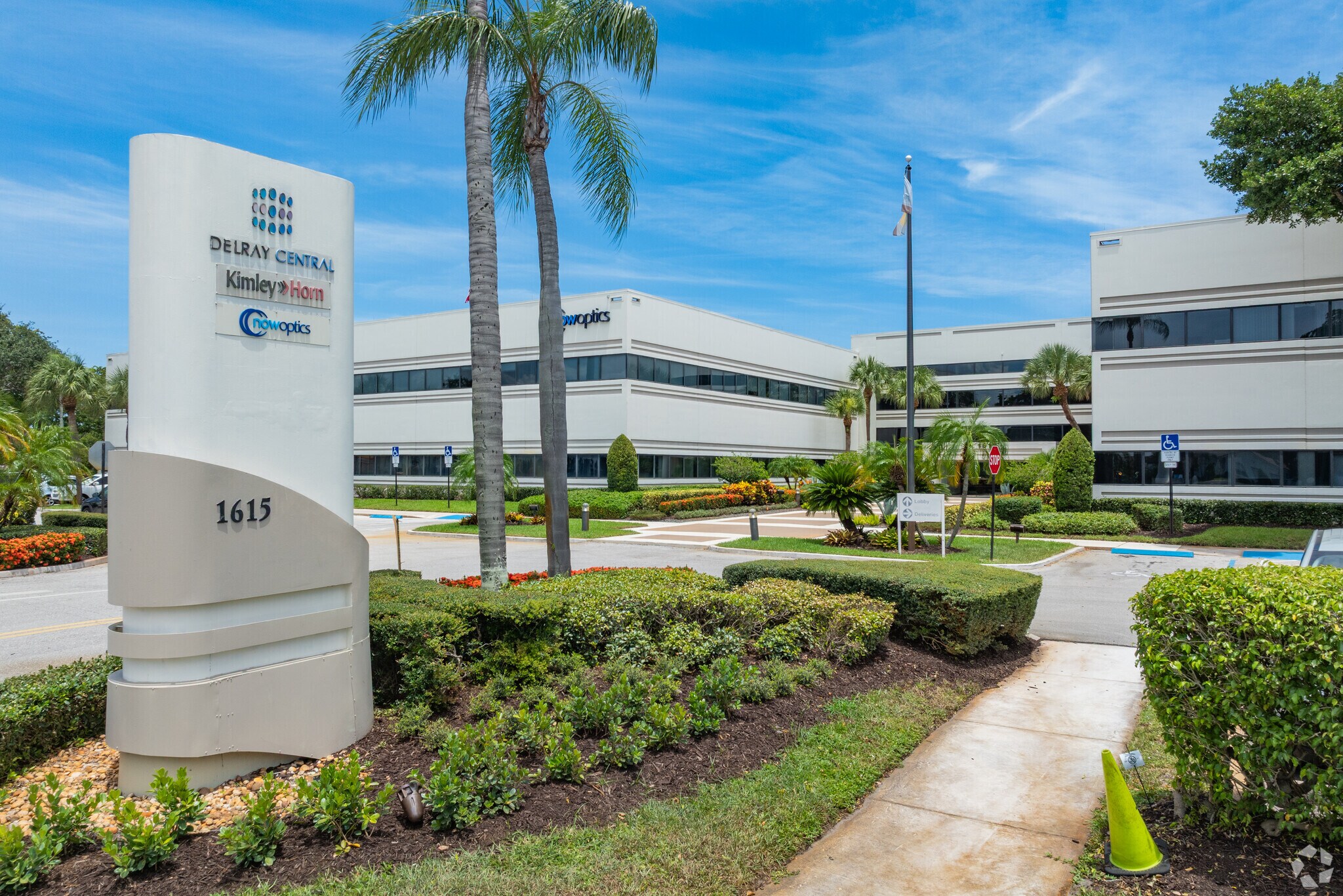 1615 S Congress Ave, Delray Beach, FL à louer Photo de l’immeuble– Image 1 sur 5