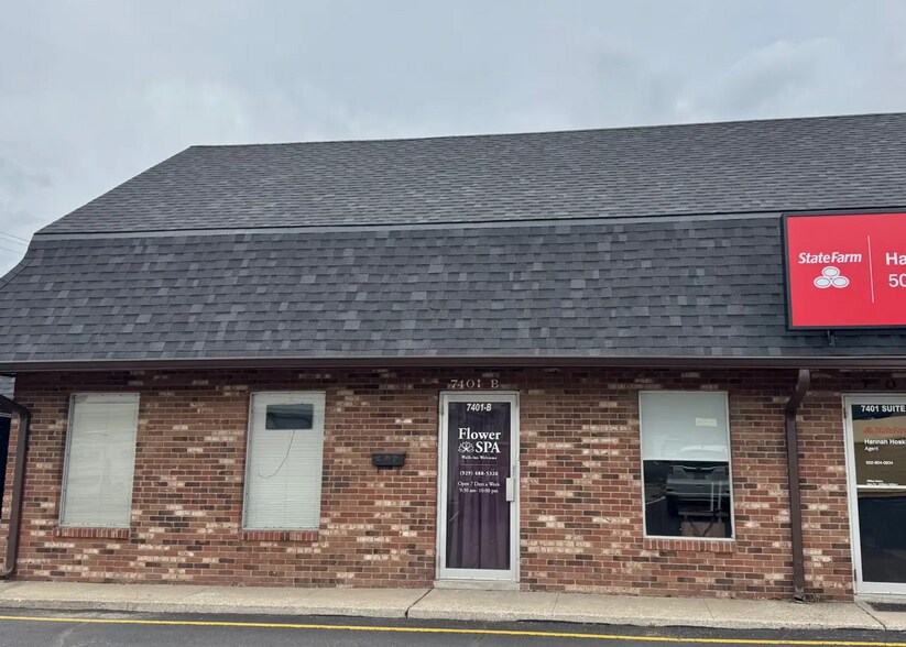 7401 Fegenbush Ln, Louisville, KY à louer - Photo de l’immeuble – Image 1 sur 3