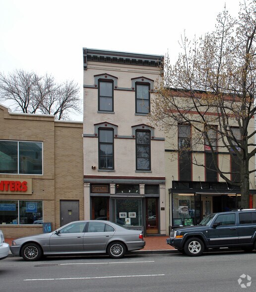 623 Pennsylvania Ave SE, Washington, DC à louer - Photo de l’immeuble – Image 3 sur 8