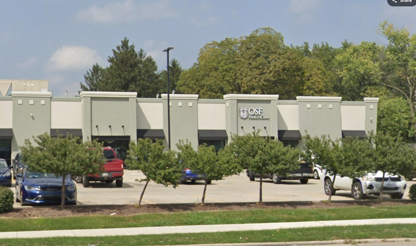 1712 W Springfield Ave, Champaign, IL à louer Photo principale– Image 1 sur 3
