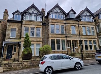 Plus de détails pour 25 Harlow Moor Drive, Harrogate - Médical à louer