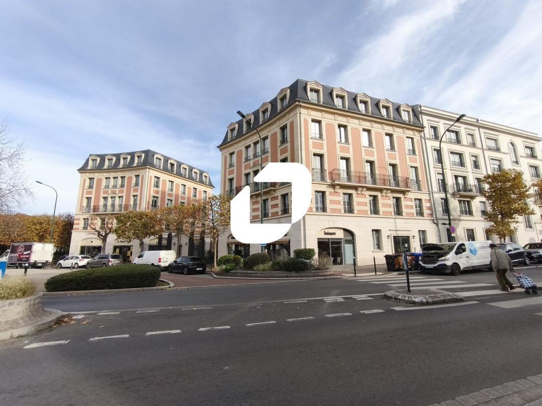 Bureau dans Le Raincy à vendre Photo de l’immeuble– Image 1 sur 6