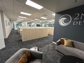 180 Fountain Pky, Saint Petersburg, FL à louer Photo intérieure– Image 2 sur 16