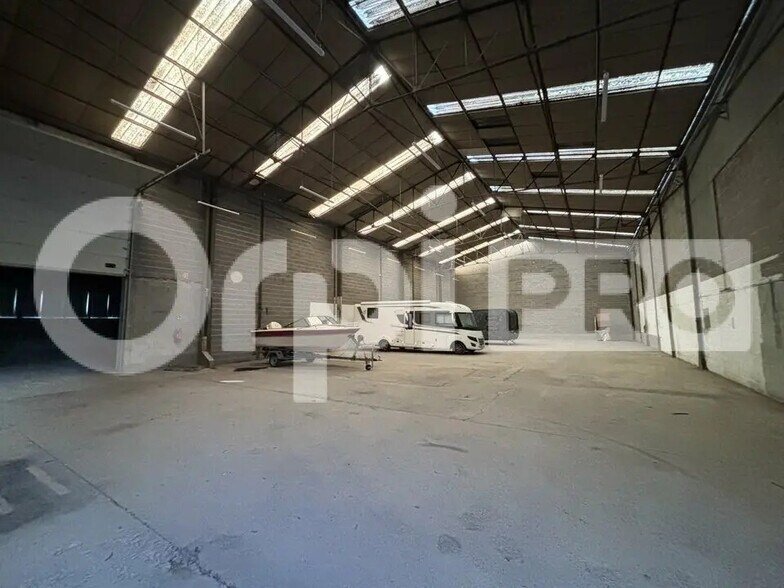 Industriel/Logistique dans Montluçon à louer - Photo intérieure – Image 2 sur 4