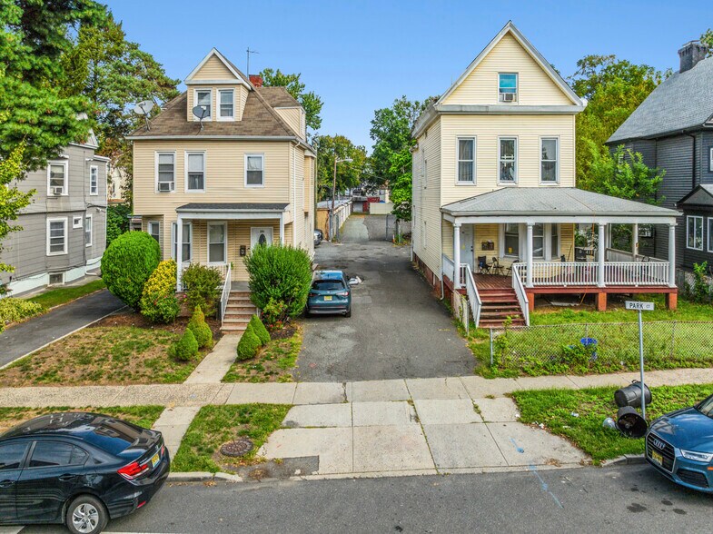 197 Park St, East Orange, NJ à vendre - Photo de l’immeuble – Image 2 sur 11
