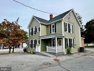 Plus de détails pour 494 E King St, Shippensburg, PA - Bureau à vendre