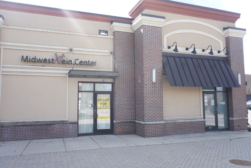 7139-7169 N Milwaukee Ave, Niles, IL à louer - Photo de l’immeuble – Image 2 sur 10