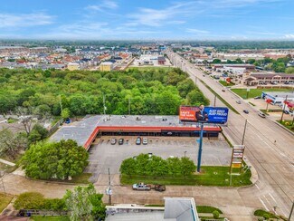 Plus de détails pour 13660-13670 Westheimer Rd, Houston, TX - Local commercial à vendre