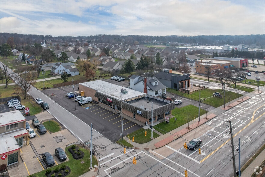 7565 Broadview Rd, Seven Hills, OH à louer - Aérien – Image 3 sur 9