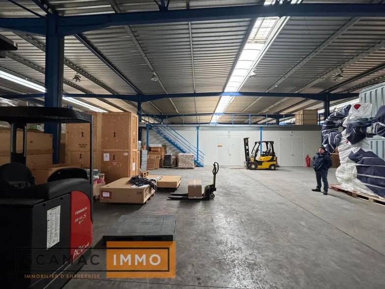 Industriel/Logistique dans Champcueil à louer - Photo intérieure – Image 3 sur 10