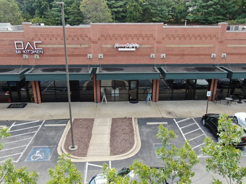 9050 Carothers Pky, Franklin, TN à louer - Photo de l’immeuble – Image 3 sur 6