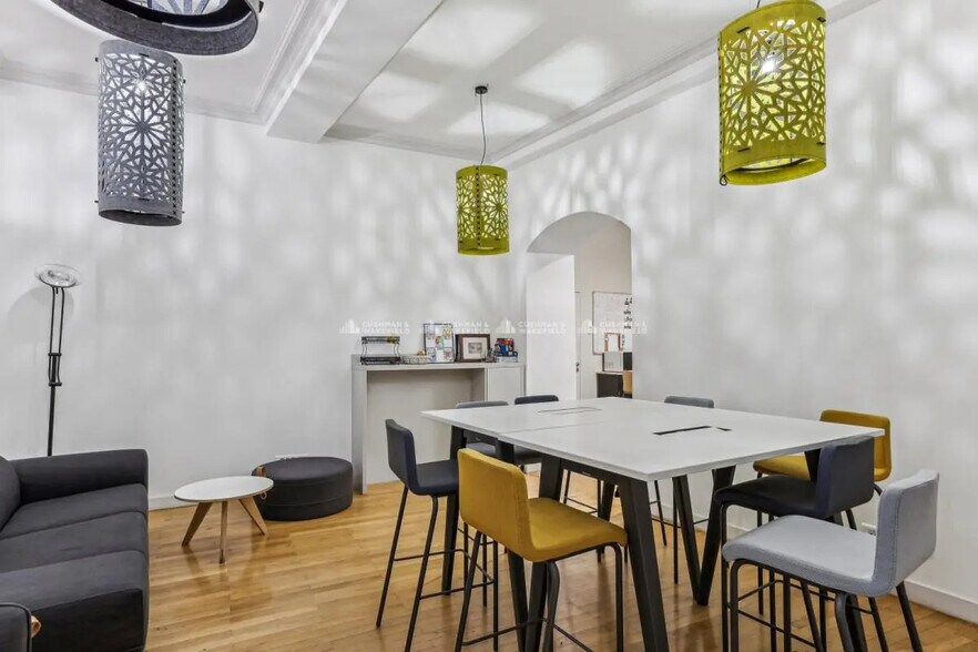 20 Place Tolozan, Lyon à vendre - Photo de l’immeuble – Image 2 sur 15