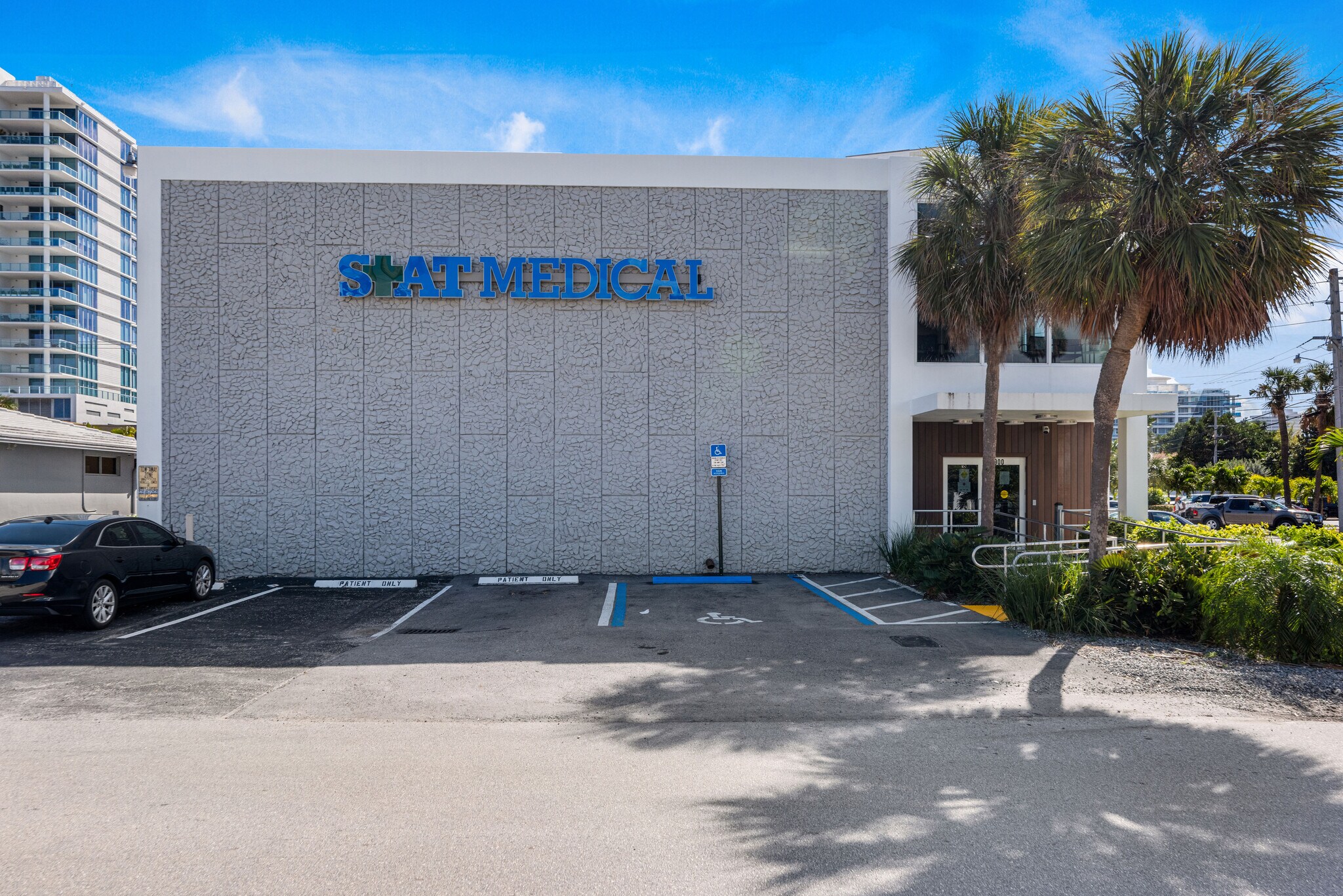 900 NE 26th Ave, Fort Lauderdale, FL à louer Photo de l’immeuble– Image 1 sur 22