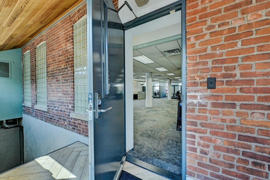 139 Chestnut St, Nutley, NJ à louer - Photo de l’immeuble – Image 3 sur 16