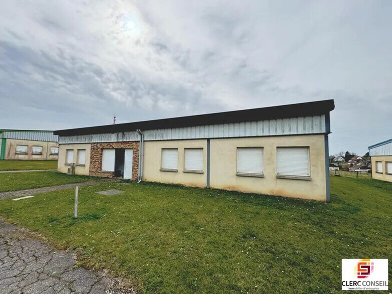 Bureau dans La Frénaye à louer - Photo de l’immeuble – Image 1 sur 13
