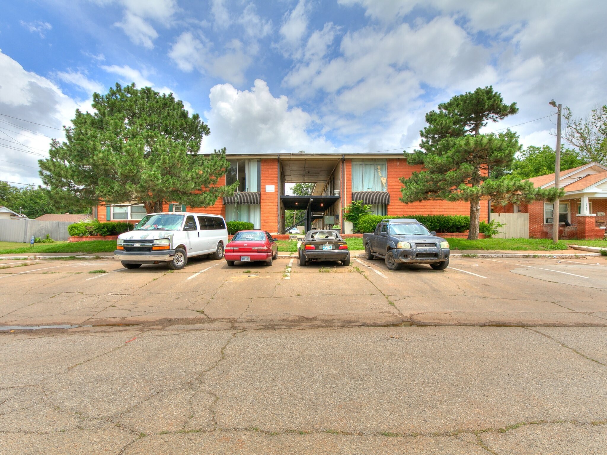 1731 NW 32nd St, Oklahoma City, OK à vendre Photo principale– Image 1 sur 50