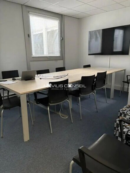 Bureau dans Labège à louer - Photo de l’immeuble – Image 1 sur 4