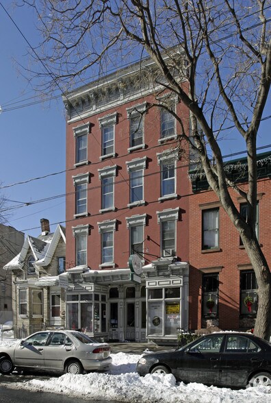 581 Jersey Ave, Jersey City, NJ à vendre - Photo de l’immeuble – Image 2 sur 10