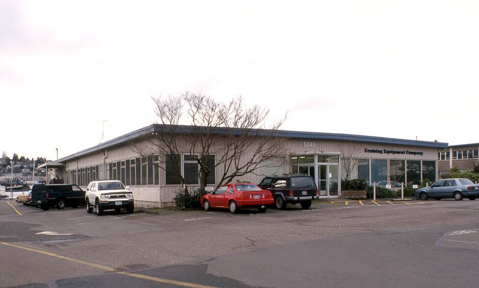 5245 Shilshole Ave NW, Seattle, WA à louer - Photo de l’immeuble – Image 2 sur 3