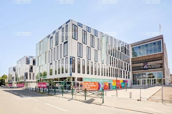 Plus de détails pour 61 Avenue Le Notre, Villeneuve-d'Ascq - Bureau à louer