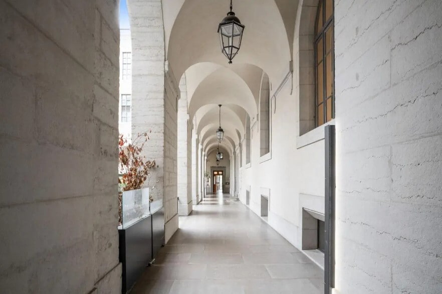 Bureau dans Lyon à louer - Hall d’entrée – Image 2 sur 51