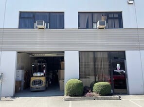 13060 80 Av, Surrey, BC à louer Photo de l’immeuble– Image 1 sur 1