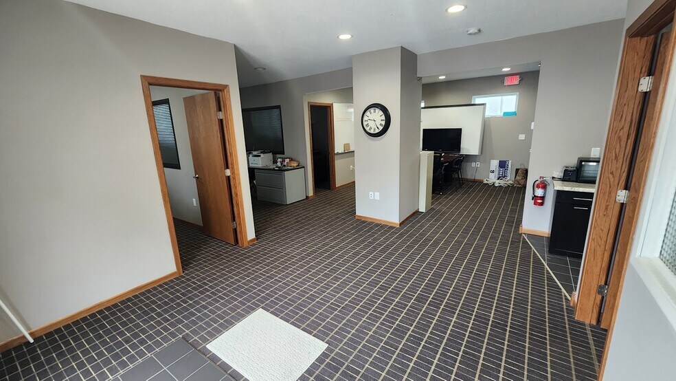 444 N 12th Ave N, South Saint Paul, MN à vendre - Photo intérieure – Image 3 sur 8