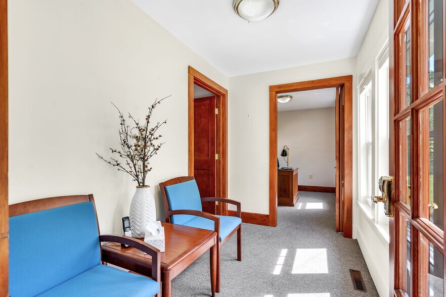 530 Great Rd, Acton, MA à louer - Photo intérieure – Image 2 sur 8