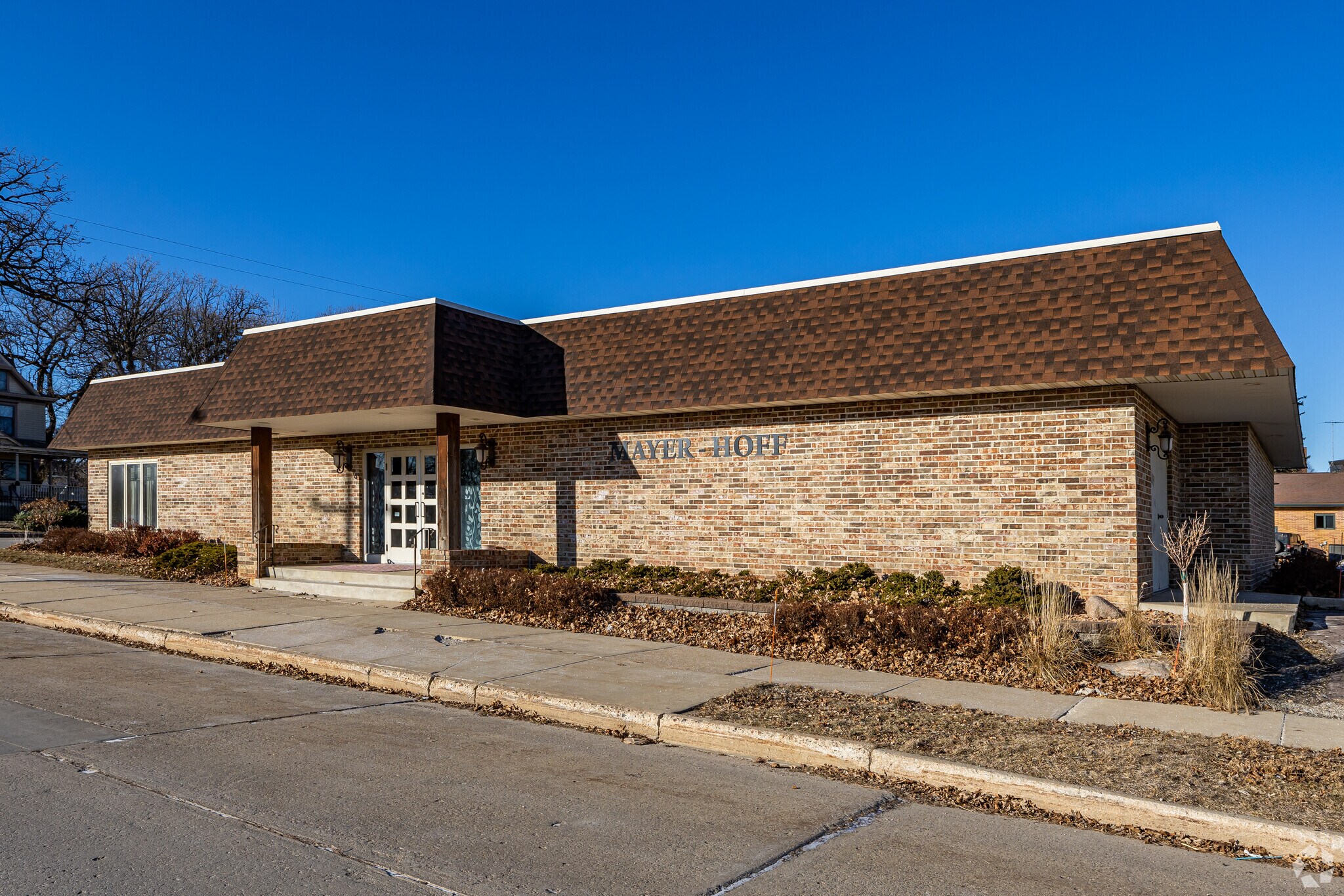 600 2nd St NW, Austin, MN à louer Photo principale– Image 1 sur 11