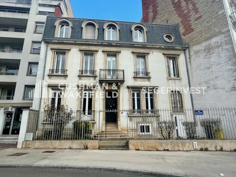 Bureau dans Dijon à louer - Photo de l’immeuble – Image 1 sur 11