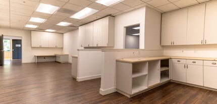 375 Healdsburg Ave, Healdsburg, CA à louer Photo intérieure– Image 2 sur 5