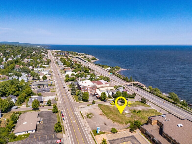 1530 London Rd, Duluth, MN à vendre - Photo de l’immeuble – Image 2 sur 11