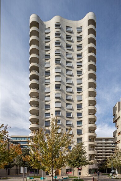 Local commercial dans Lyon à louer - Photo principale – Image 1 sur 3