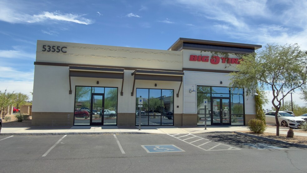 5355 E Carefree Hwy, Cave Creek, AZ à vendre - Photo de l’immeuble – Image 3 sur 9