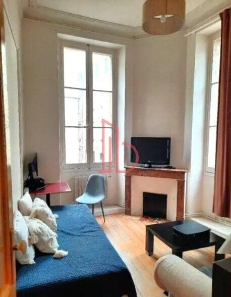 Bureau dans Bordeaux à vendre - Photo de l’immeuble – Image 3 sur 3