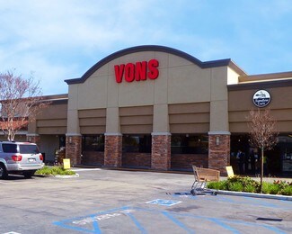 Plus de détails pour 11262-11322 Los Alamitos Blvd, Los Alamitos, CA - Local commercial à louer