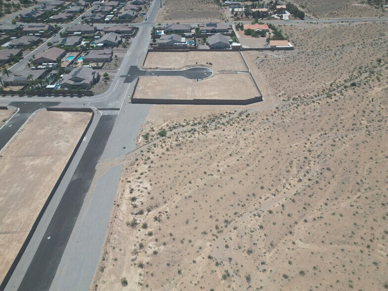 Belcastro, Las Vegas, NV à vendre - Photo de l’immeuble – Image 2 sur 16