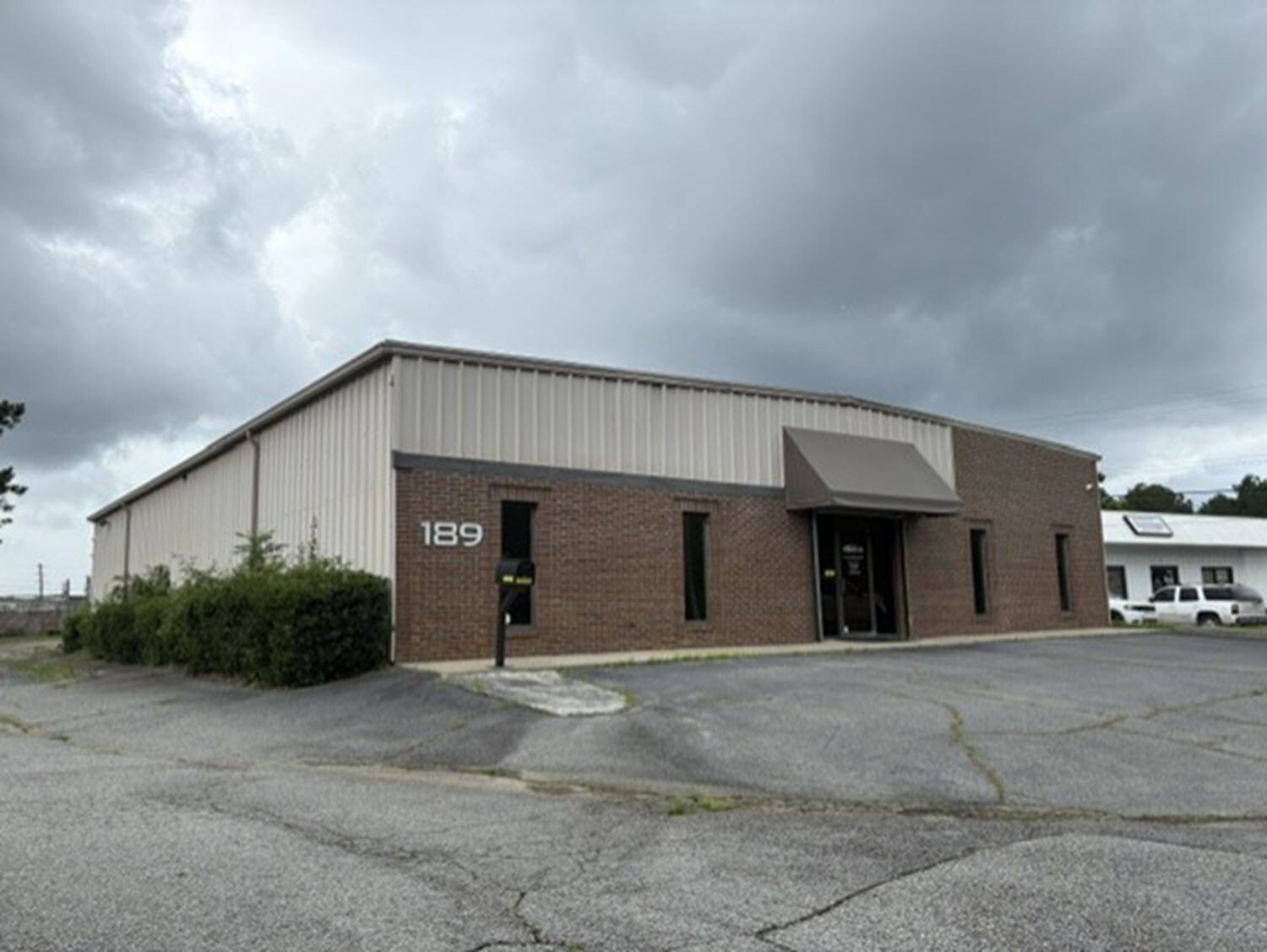 181 Woodfield Dr, Macon, GA à louer Photo de l’immeuble– Image 1 sur 6