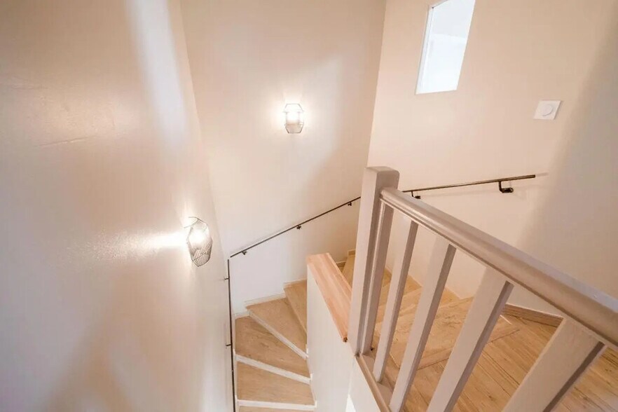 Local d'activités dans Carpentras à vendre - Photo intérieure – Image 2 sur 12